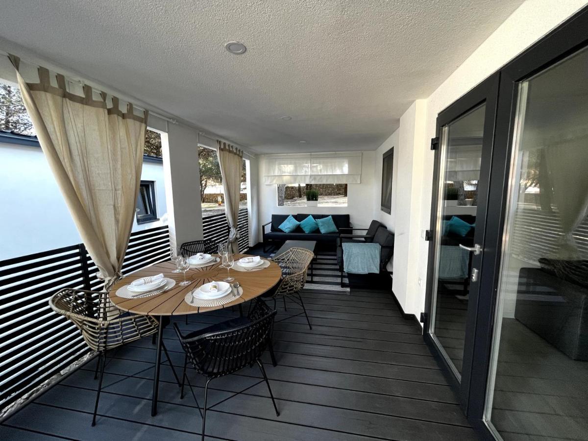 Luxury Mobile Home Pretty Green - Premium - Oaza Mira Resort -50 M From The Beach Drage Exteriör bild
