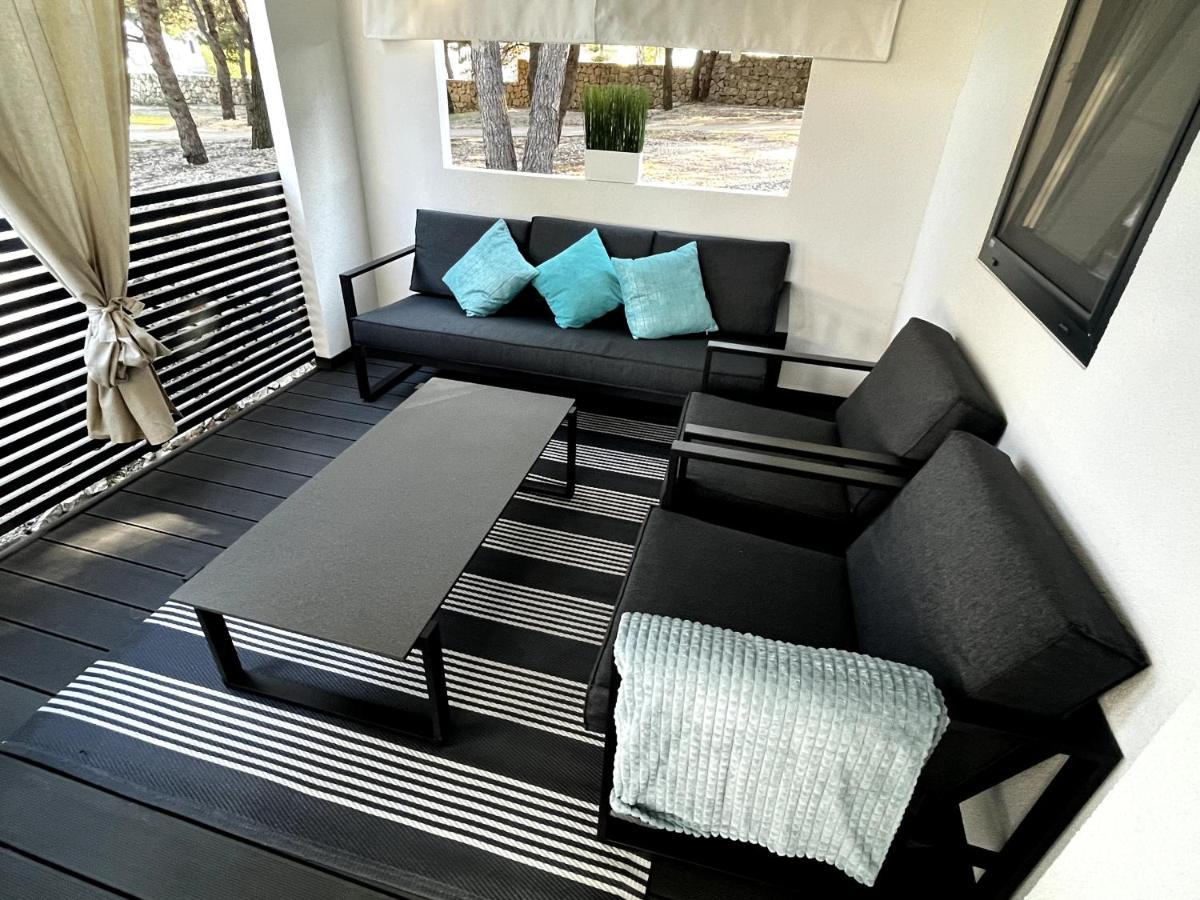 Luxury Mobile Home Pretty Green - Premium - Oaza Mira Resort -50 M From The Beach Drage Exteriör bild