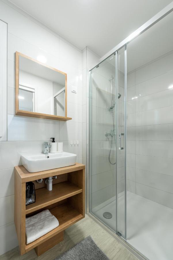 Luxury Mobile Home Pretty Green - Premium - Oaza Mira Resort -50 M From The Beach Drage Exteriör bild
