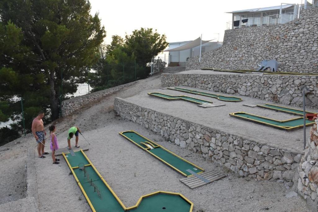 Luxury Mobile Home Pretty Green - Premium - Oaza Mira Resort -50 M From The Beach Drage Exteriör bild